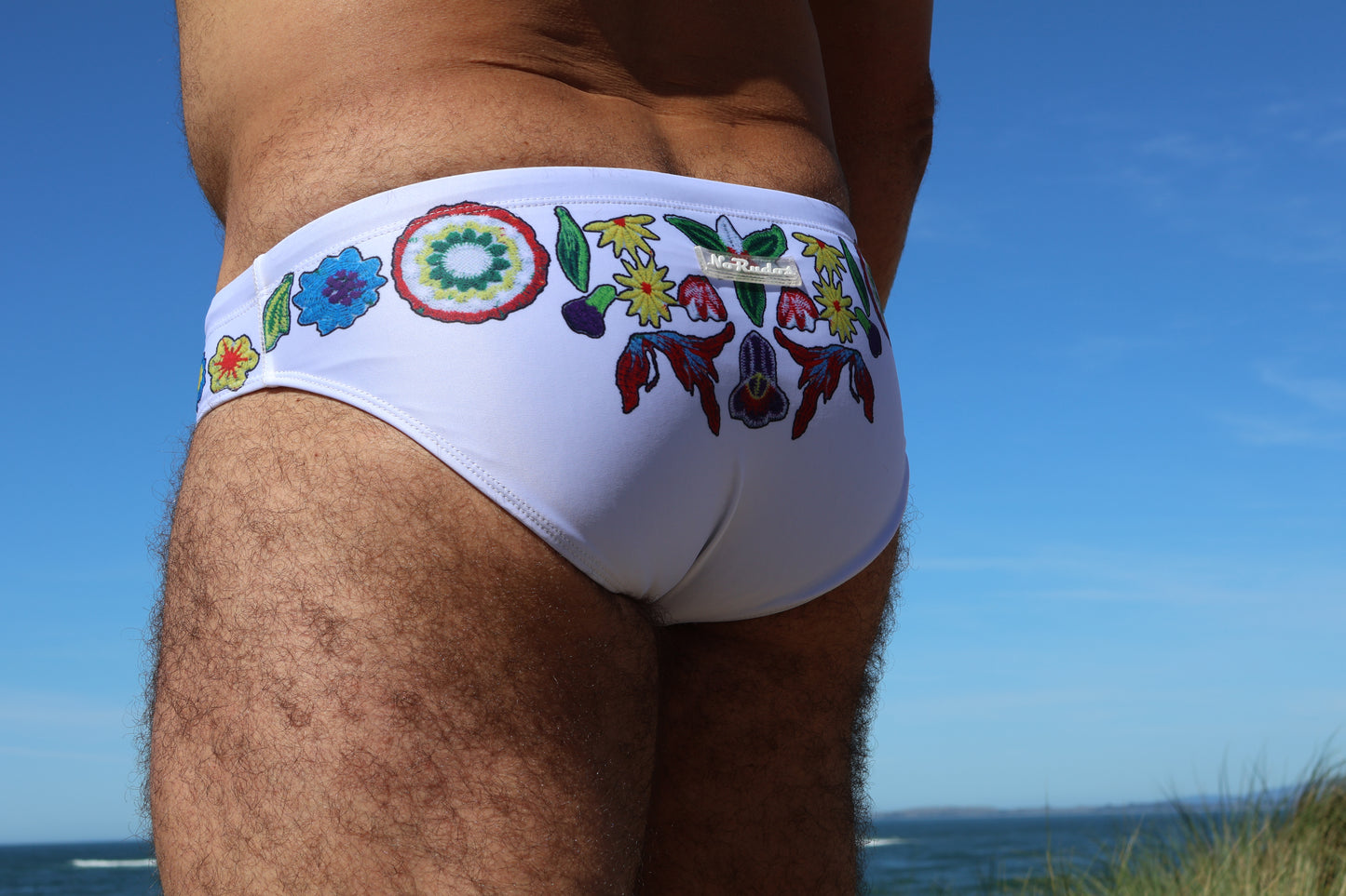 "Flor y Sol" Contour Front Swim Brief - White (2" Hip)