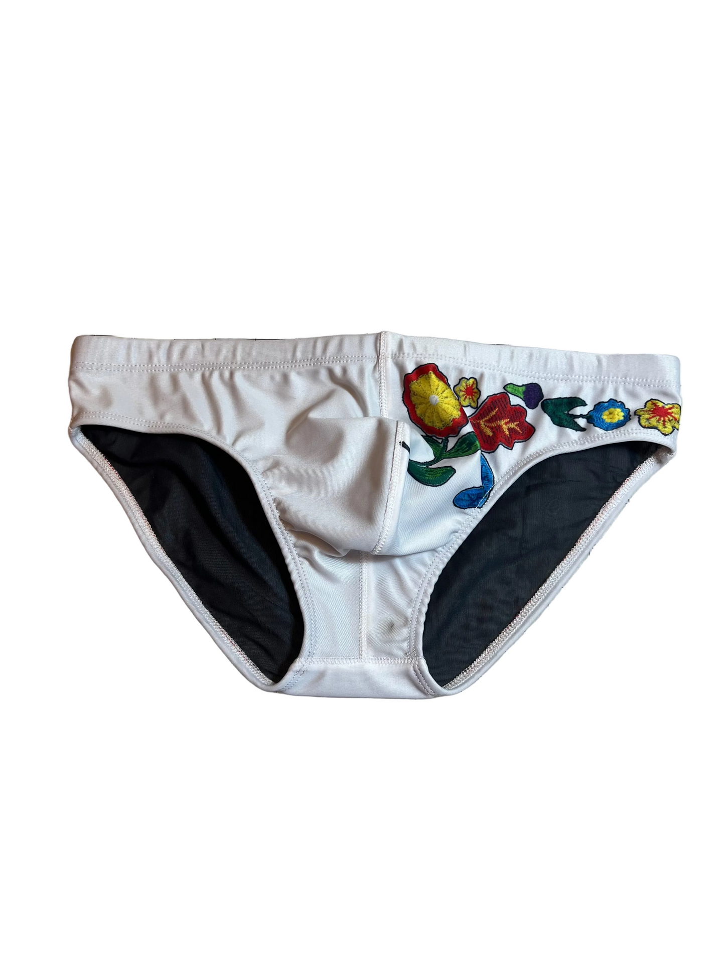 "Flor y Sol" Contour Front Swim Brief - White (2" Hip)